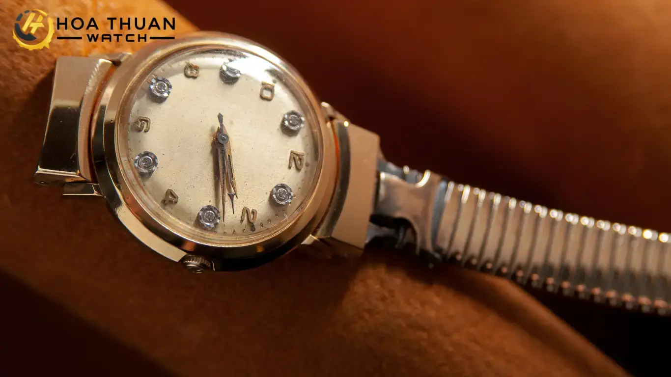 Đồng hồ phong cách Vintage đẹp