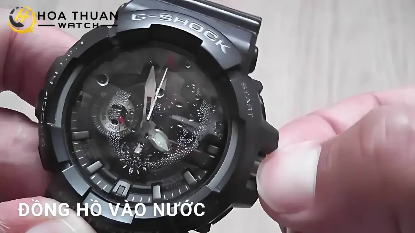 Làm gì khi đồng hồ bị vô nước?