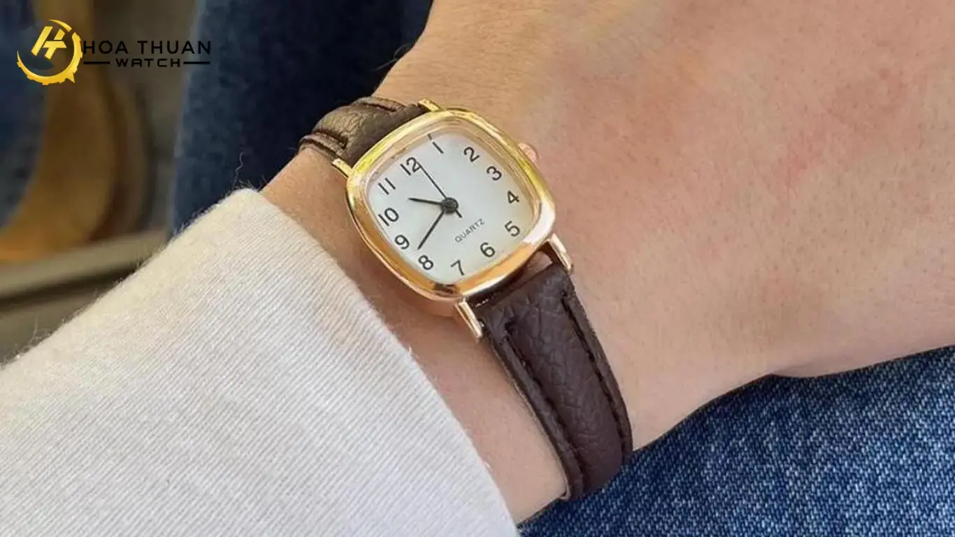 Đồng hồ phong cách retro cổ điển cho nữ
